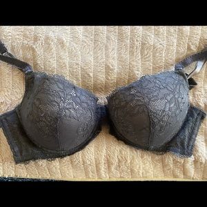 Gray lace bra 34C